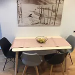 Sunside Apartman *
