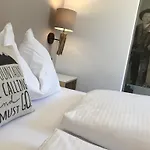 Sunside Apartment